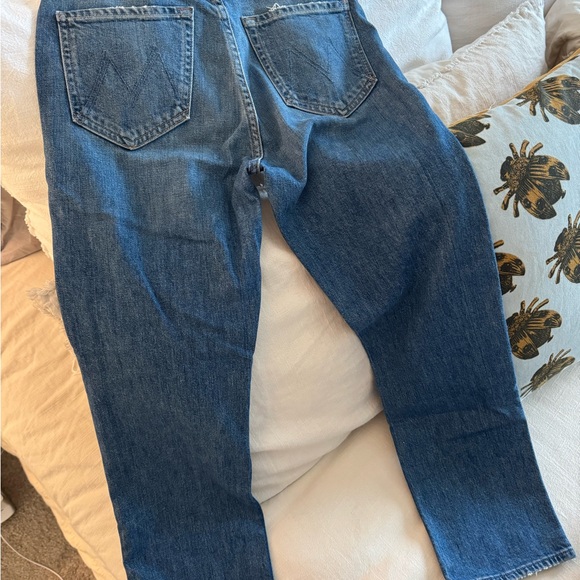 Mother Denim ( High waisted Rider Ankle) 

Color- Running with Scissors - Picture 5 of 6